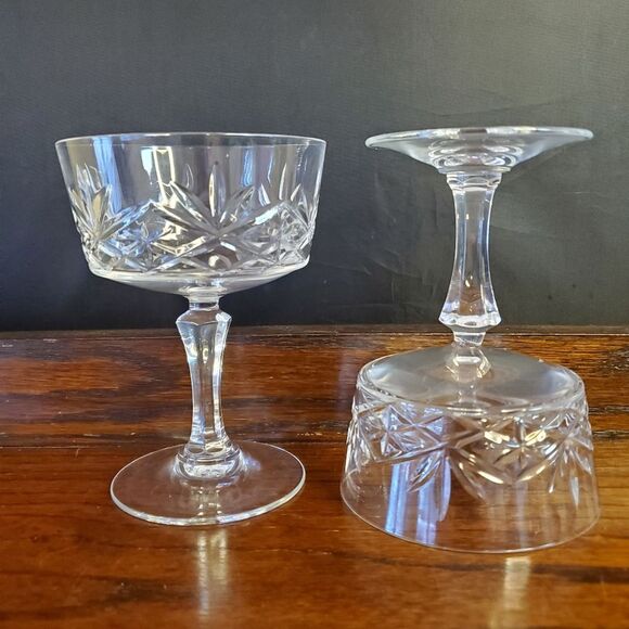 MCM 1960's Wedding Champagne Crystal Cut Goblets Glasses - Picture 5 of 9